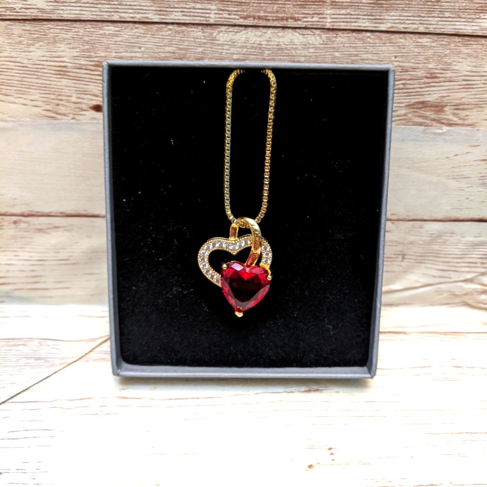 18kgp I Love You heart necklace